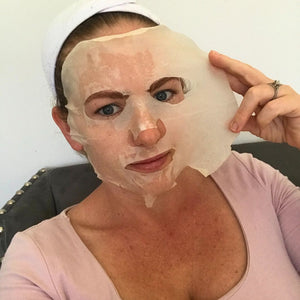 Rejuvenating peptide mask for glowing and youthful skin in Australia